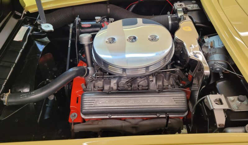 								1958 Chevrolet Corvette 5-Speed full									