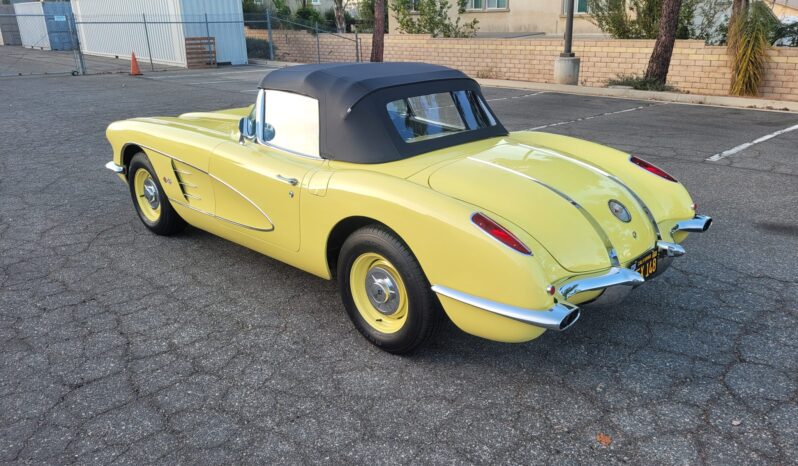 								1958 Chevrolet Corvette 5-Speed full									
