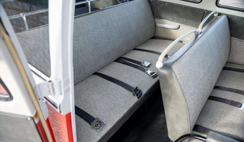 								1965 Volkswagen Type 2 21-Window Deluxe full									