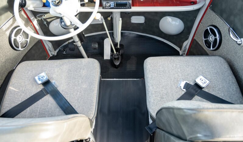 								1965 Volkswagen Type 2 21-Window Deluxe full									