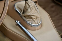 										1964 Jaguar XKE Series I 4.2 Roadster full									