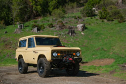 										1974 Ford Bronco full									
