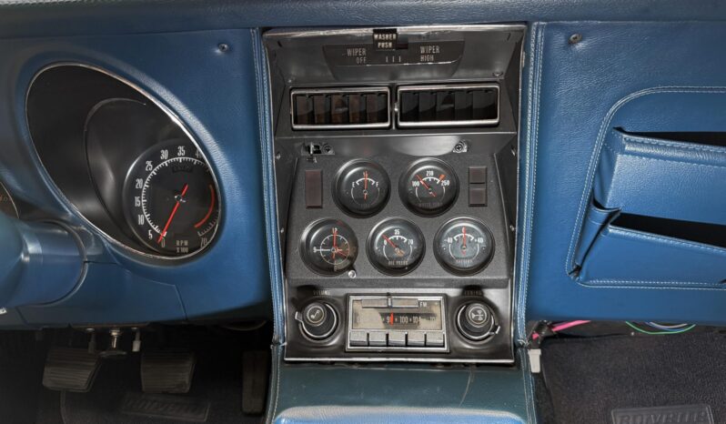 								1972 Chevrolet Corvette Coupe 4-Speed full									