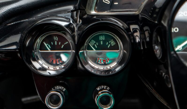 								1960 Chevrolet Corvette 4-Speed full									