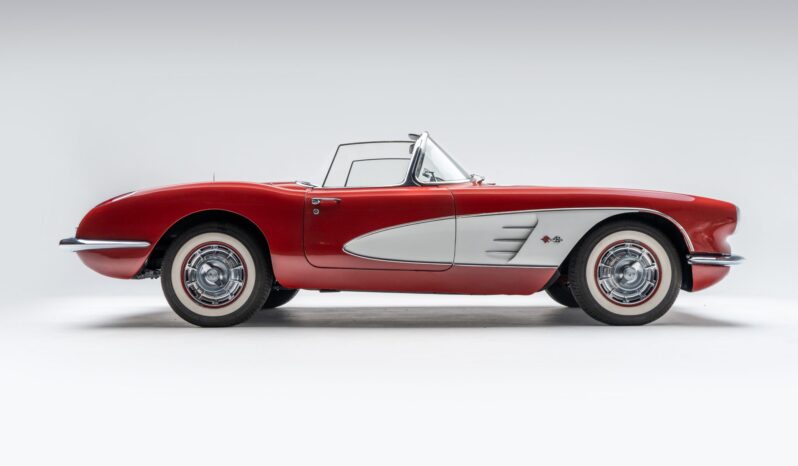 								1960 Chevrolet Corvette 4-Speed full									