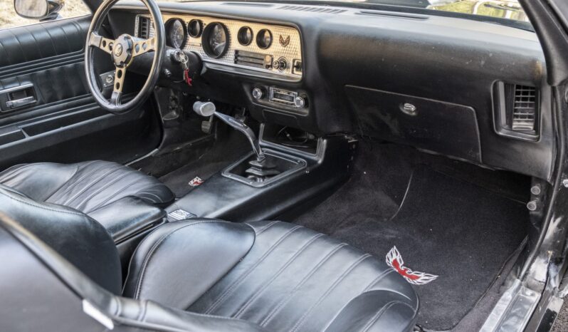 								1977 Pontiac Firebird Trans Am 4-Speed full									