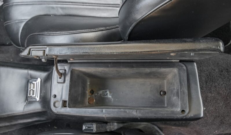 								1977 Pontiac Firebird Trans Am 4-Speed full									