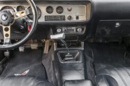 										1977 Pontiac Firebird Trans Am 4-Speed full									
