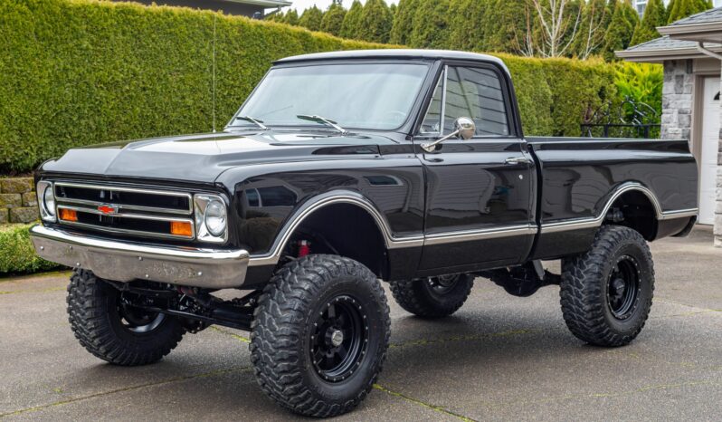 								1967 Chevrolet C10 Pickup 4×4 Conversion full									