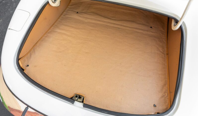 								1974 Jaguar E-Type Series III Roadster V12 4-Speed full									