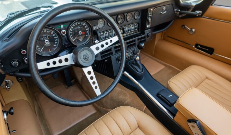 								1974 Jaguar E-Type Series III Roadster V12 4-Speed full									