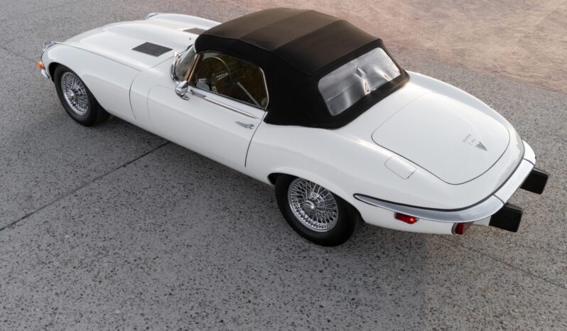								1974 Jaguar E-Type Series III Roadster V12 4-Speed full									