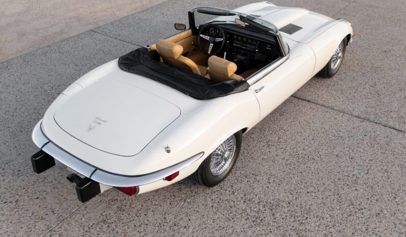 								1974 Jaguar E-Type Series III Roadster V12 4-Speed full									
