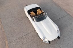 										1974 Jaguar E-Type Series III Roadster V12 4-Speed full									