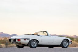 										1974 Jaguar E-Type Series III Roadster V12 4-Speed full									