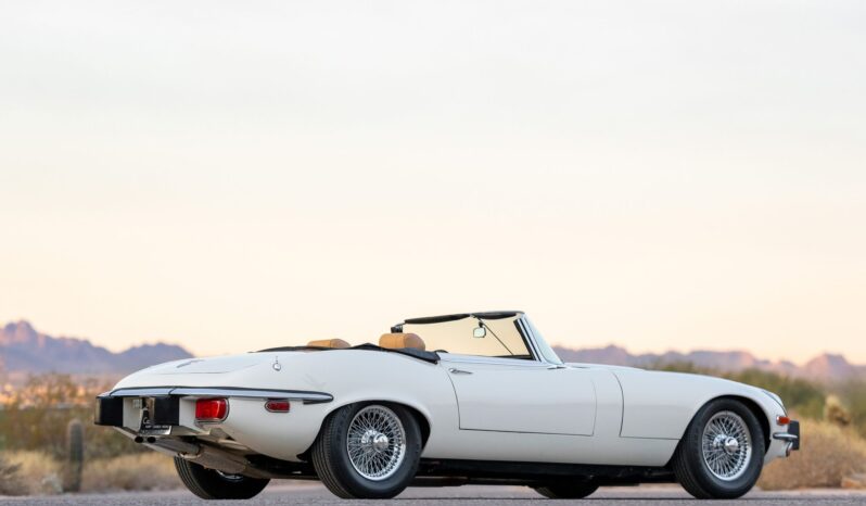 								1974 Jaguar E-Type Series III Roadster V12 4-Speed full									