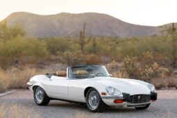 										1974 Jaguar E-Type Series III Roadster V12 4-Speed full									