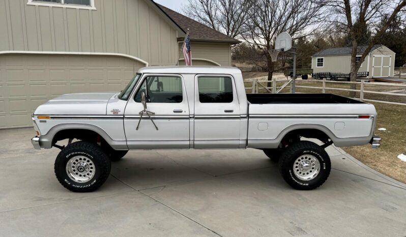 								1978 Ford F-250 Ranger XLT Crew Cab 4×4 full									