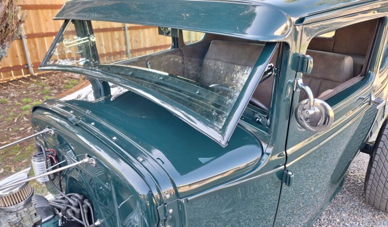 								1930 Ford Model A Coupe Highboy 5-Speed full									