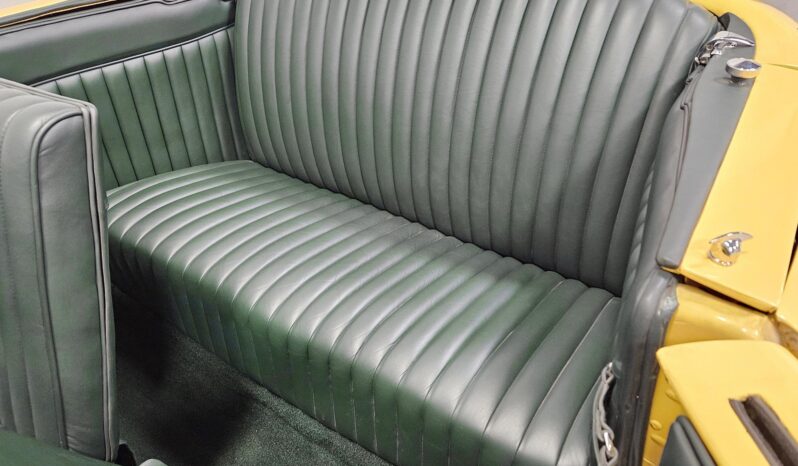 								1937 Cord 812 Phaeton full									