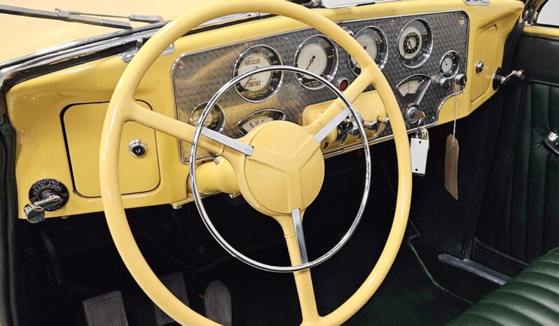 								1937 Cord 812 Phaeton full									