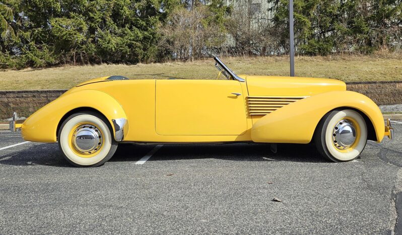 								1937 Cord 812 Phaeton full									