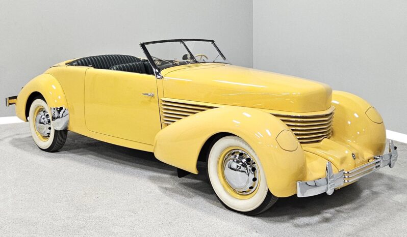 								1937 Cord 812 Phaeton full									
