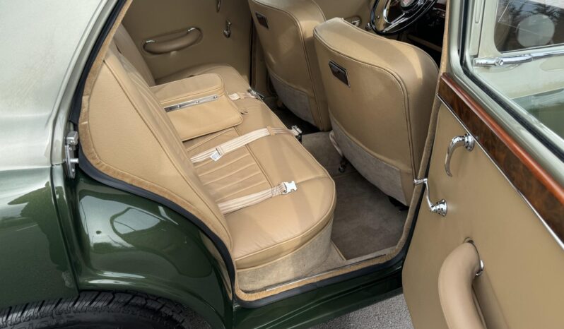 								1957 MG Magnette ZB 5-Speed full									