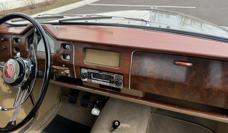 								1957 MG Magnette ZB 5-Speed full									