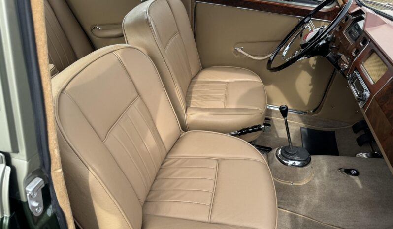 								1957 MG Magnette ZB 5-Speed full									