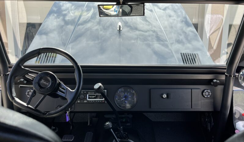 								1968 Ford Bronco Sport 5-Speed full									