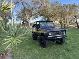 										1968 Ford Bronco Sport 5-Speed full									