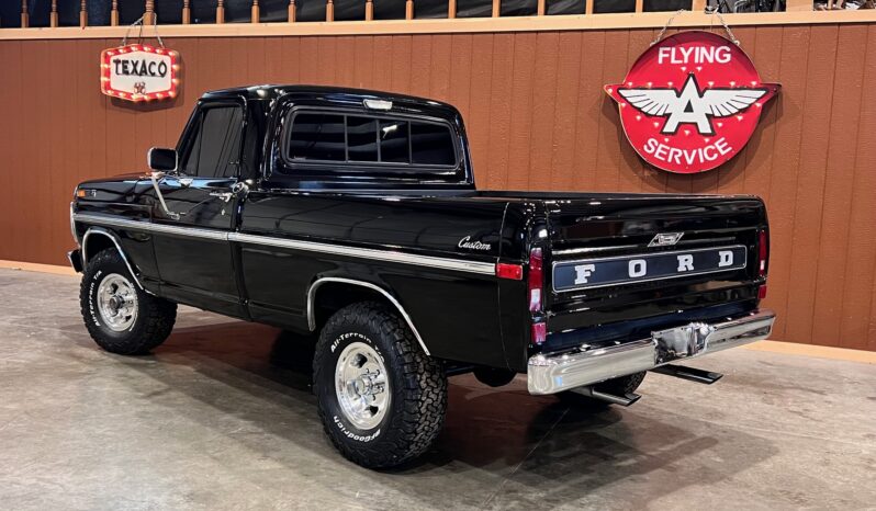 								1971 Ford F-100 Custom 4×4 4-Speed full									