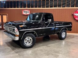										1971 Ford F-100 Custom 4×4 4-Speed full									