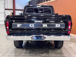										1971 Ford F-100 Custom 4×4 4-Speed full									