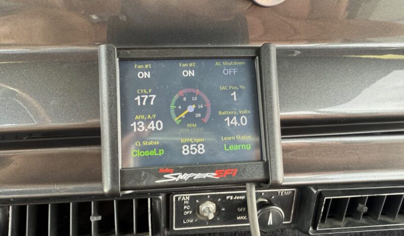 								1977 Jeep Wagoneer full									