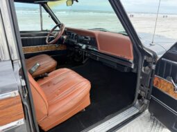 										1977 Jeep Wagoneer full									