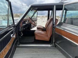 										1977 Jeep Wagoneer full									