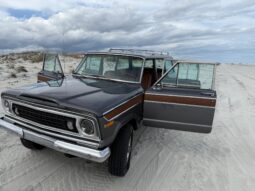 										1977 Jeep Wagoneer full									