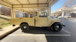 										1974 Toyota Land Cruiser FJ45 Pickup full									