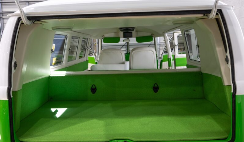 								1966 Volkswagen Type 2 11-Window Bus full									