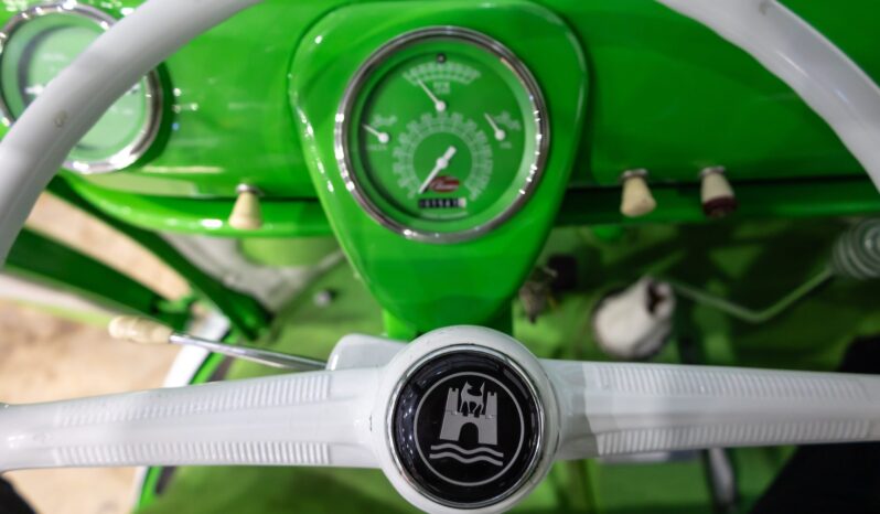 								1966 Volkswagen Type 2 11-Window Bus full									