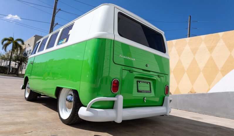 								1966 Volkswagen Type 2 11-Window Bus full									