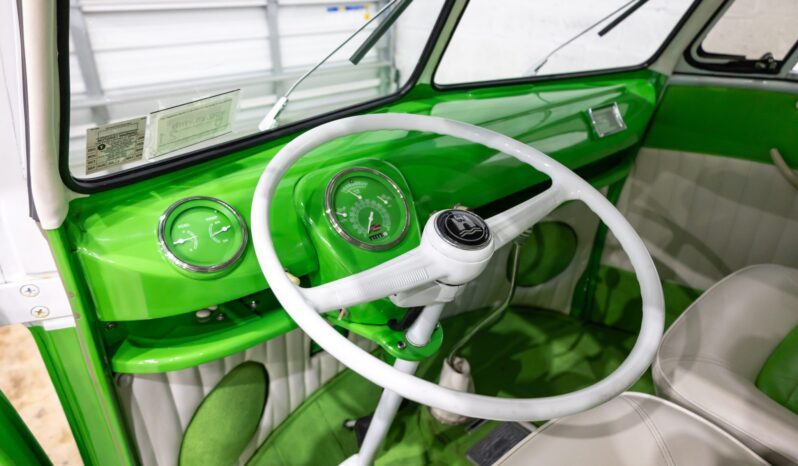 								1966 Volkswagen Type 2 11-Window Bus full									