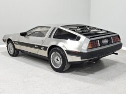 										1981 DeLorean DMC-12 5-Speed full									