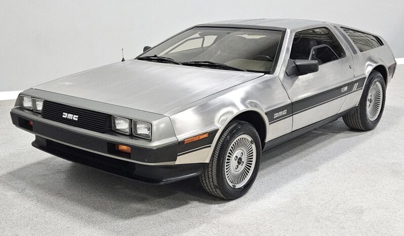 								1981 DeLorean DMC-12 5-Speed full									