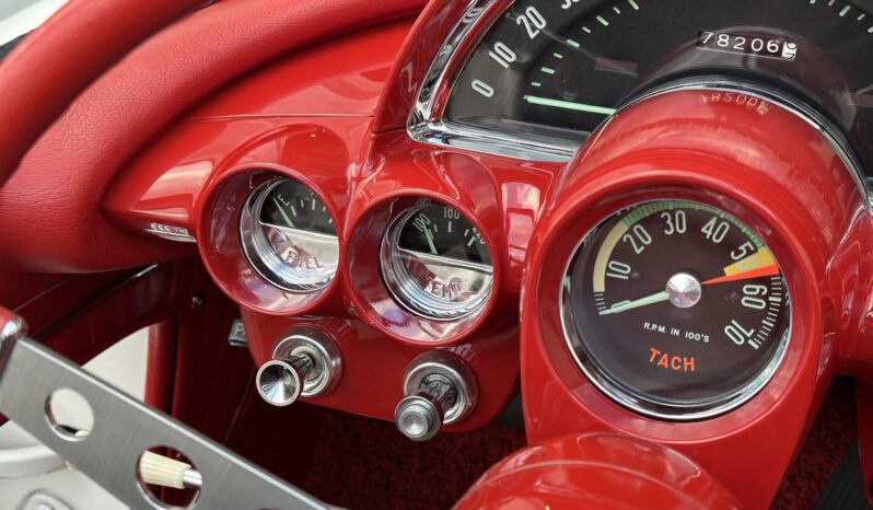 								1962 Chevrolet Corvette 327 300 4-Speed full									