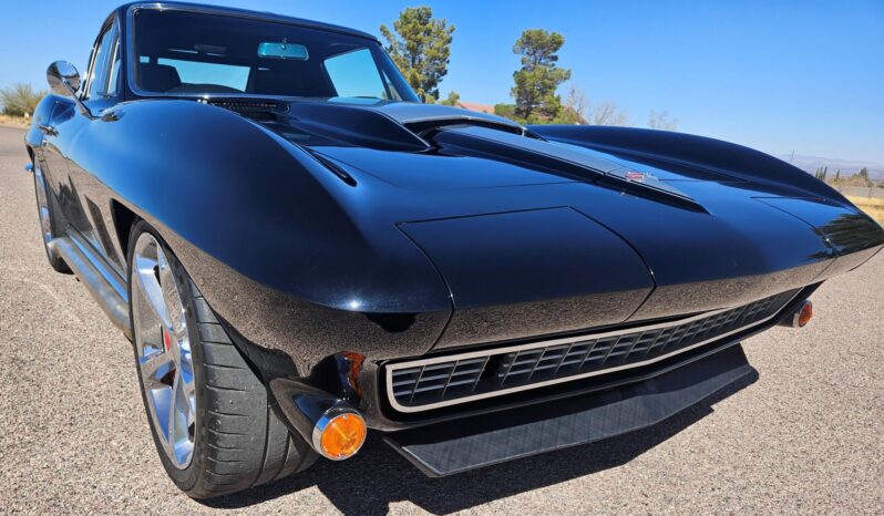 								1967 Chevrolet Corvette Coupe 5-Speed full									