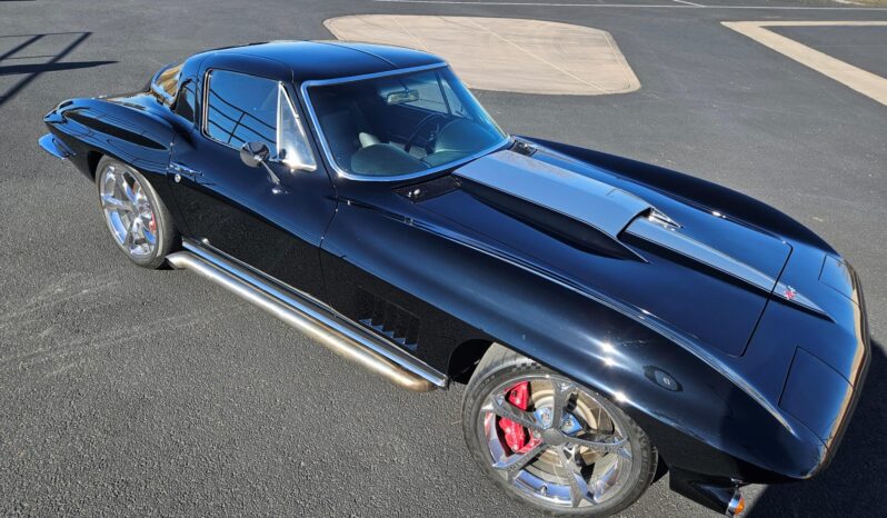 								1967 Chevrolet Corvette Coupe 5-Speed full									