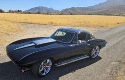 										1967 Chevrolet Corvette Coupe 5-Speed full									